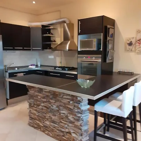 Monika Apartment
